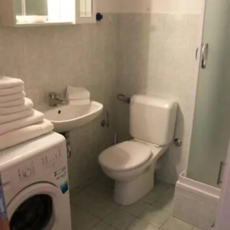 Apartament Maia's Znjan *