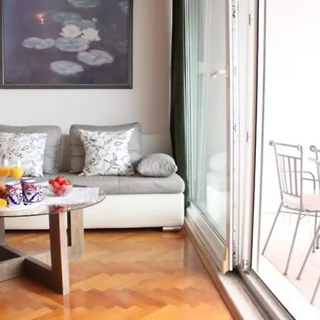 Maia's Znjan Apartament *