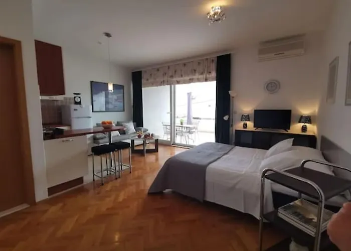 Maia's Znjan Apartment Split