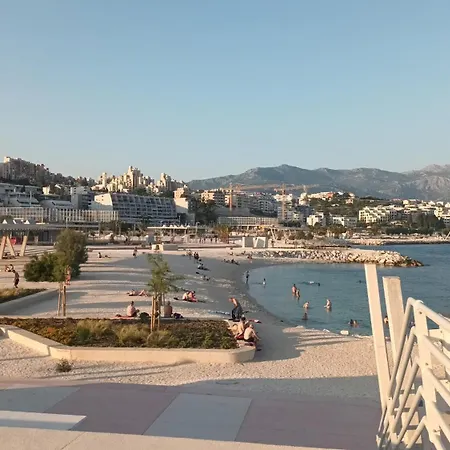 Apartment Maia's Znjan *