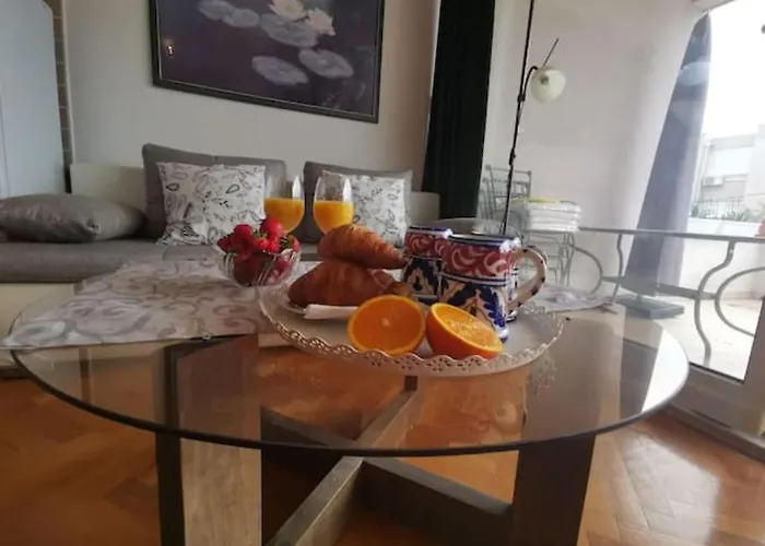 Maia's Znjan Apartment *